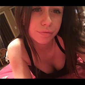 Meet your Posher, Caitlyn